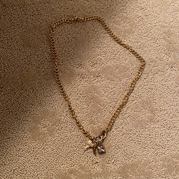 Juicy couture lock and key chain link necklace - Picture 2 of 3